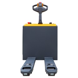 Transpaleta Eléctrica con Conductor sobre Plataforma KP-EPT20R-II